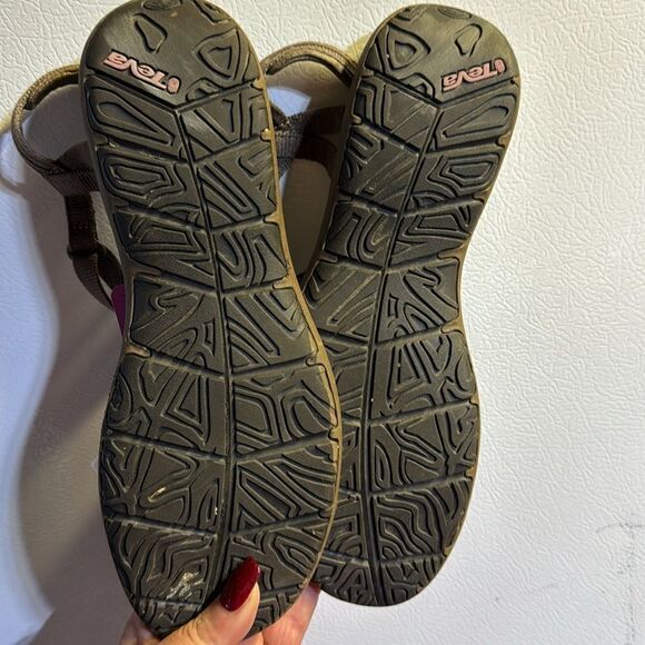 Teva | Velcro Sandals - Picture 7 of 7